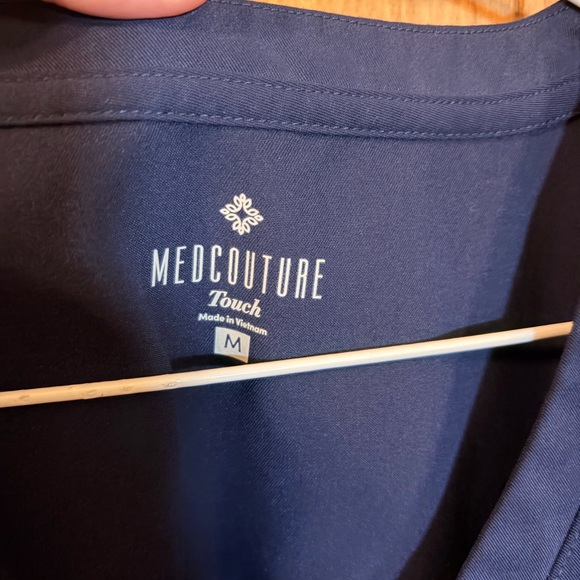 Womens Med Couture Navy scrub set - Picture 6 of 9